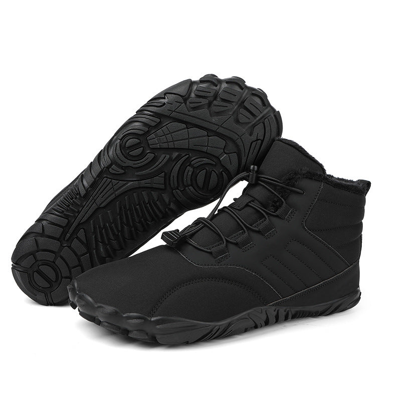 Men's black snow boots, angled profile with lace-up design and fuzzy collar trim