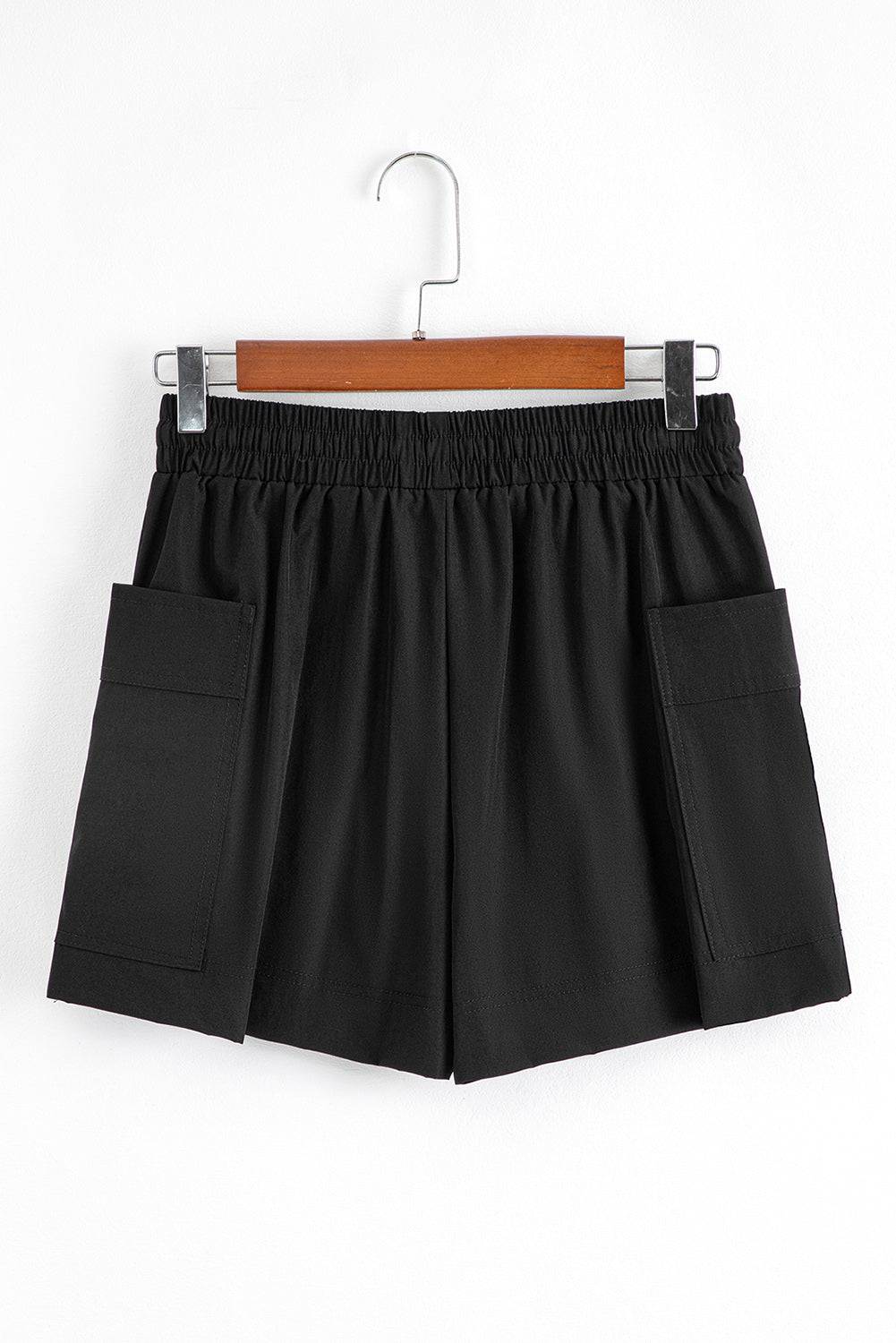 Kiera black elastic waist pocket active skort, pleated front and side pockets