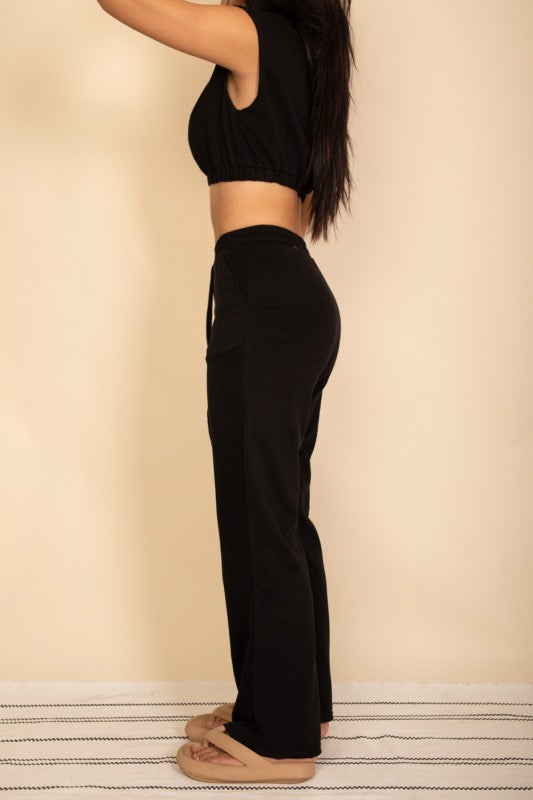 Black crop top and wide-leg pants set with elastic waist, gathered short sleeves