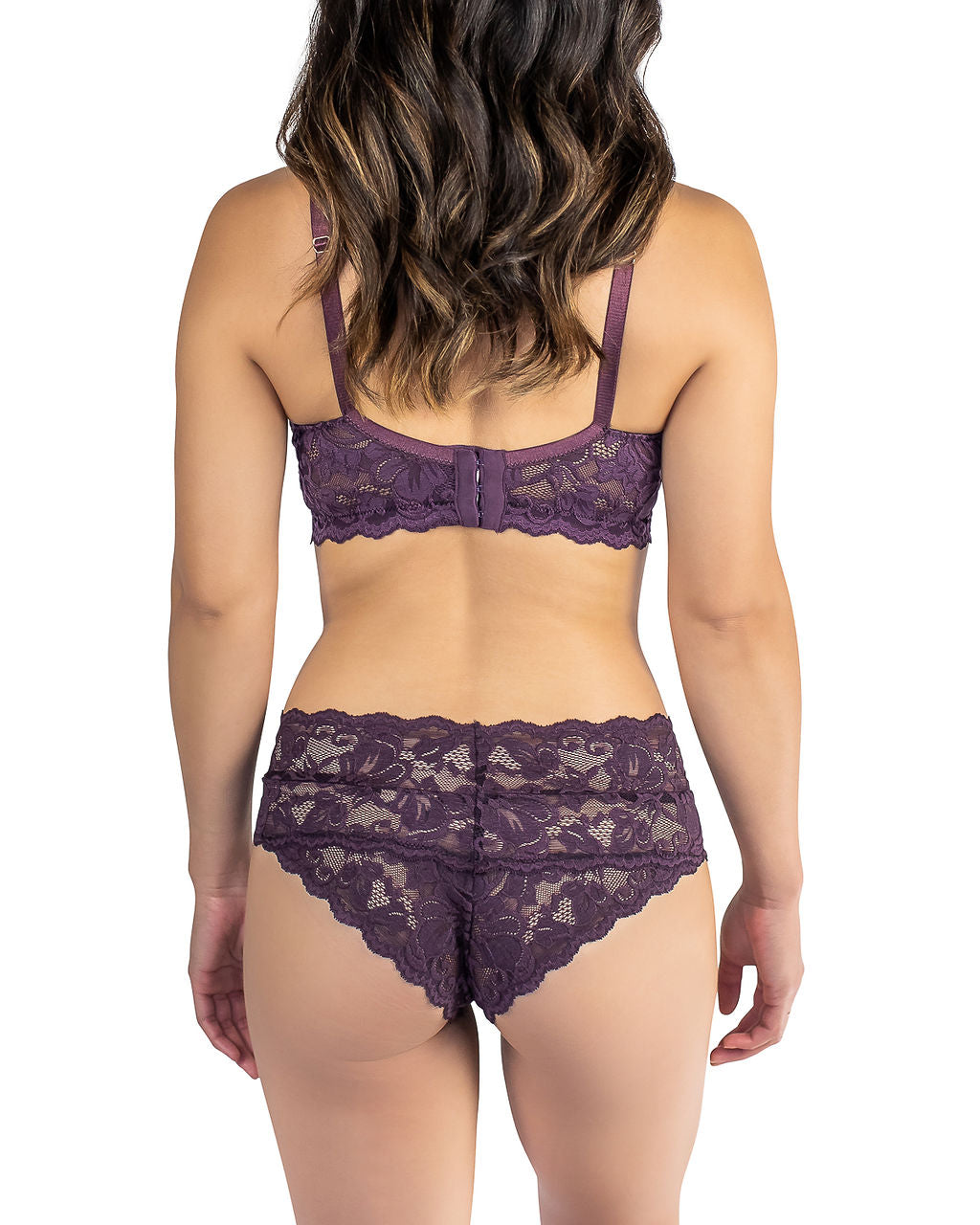 Orchid purple lace wireless bra from back with adjustable straps and scalloped trim