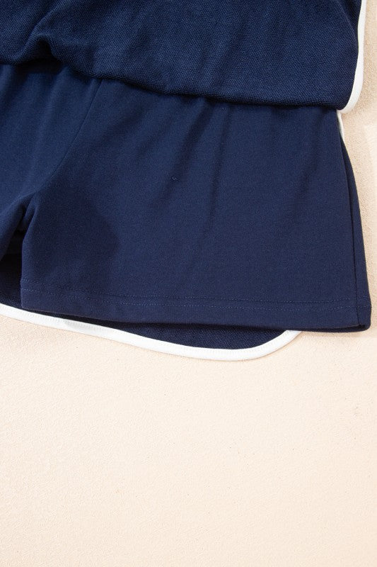 Mini skirt with elastic waist and dark navy hem