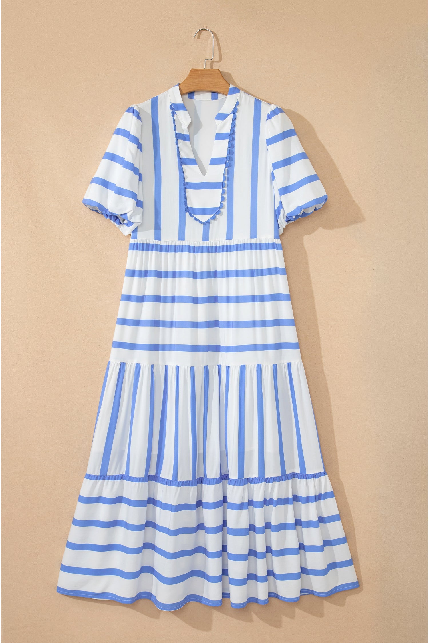 Hanging sky blue striped half-sleeve midi dress with V-neck and tiered skirt