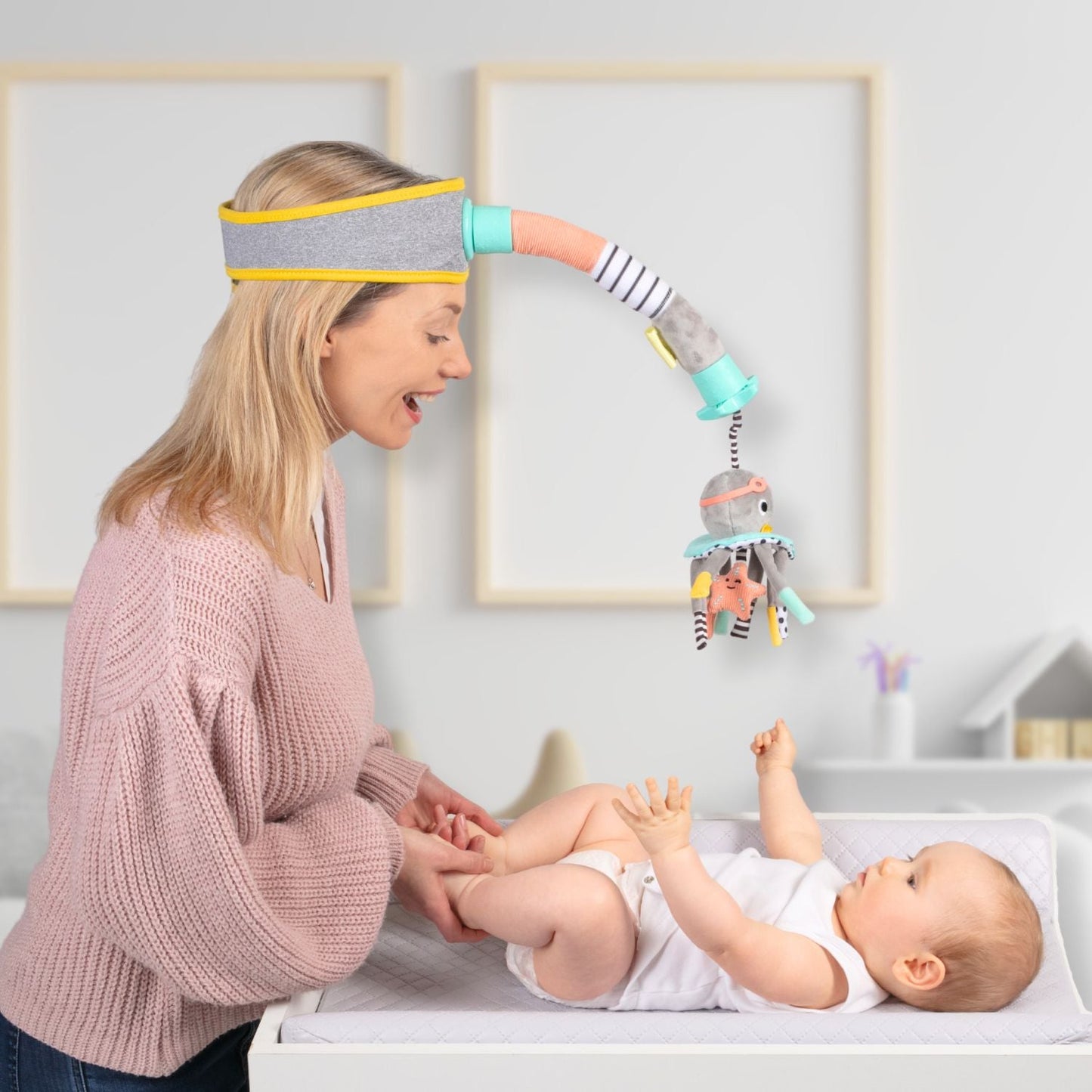 Dingle Dangle Diaper Changing Distractor Dingle Dangle Baby USA