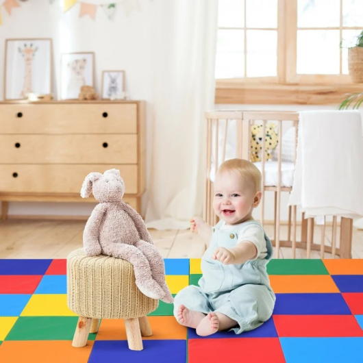 Multicolor baby floor mat with checkered foam squares