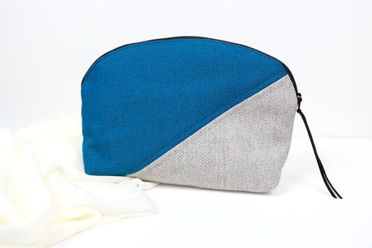 Standup Makeup Bag