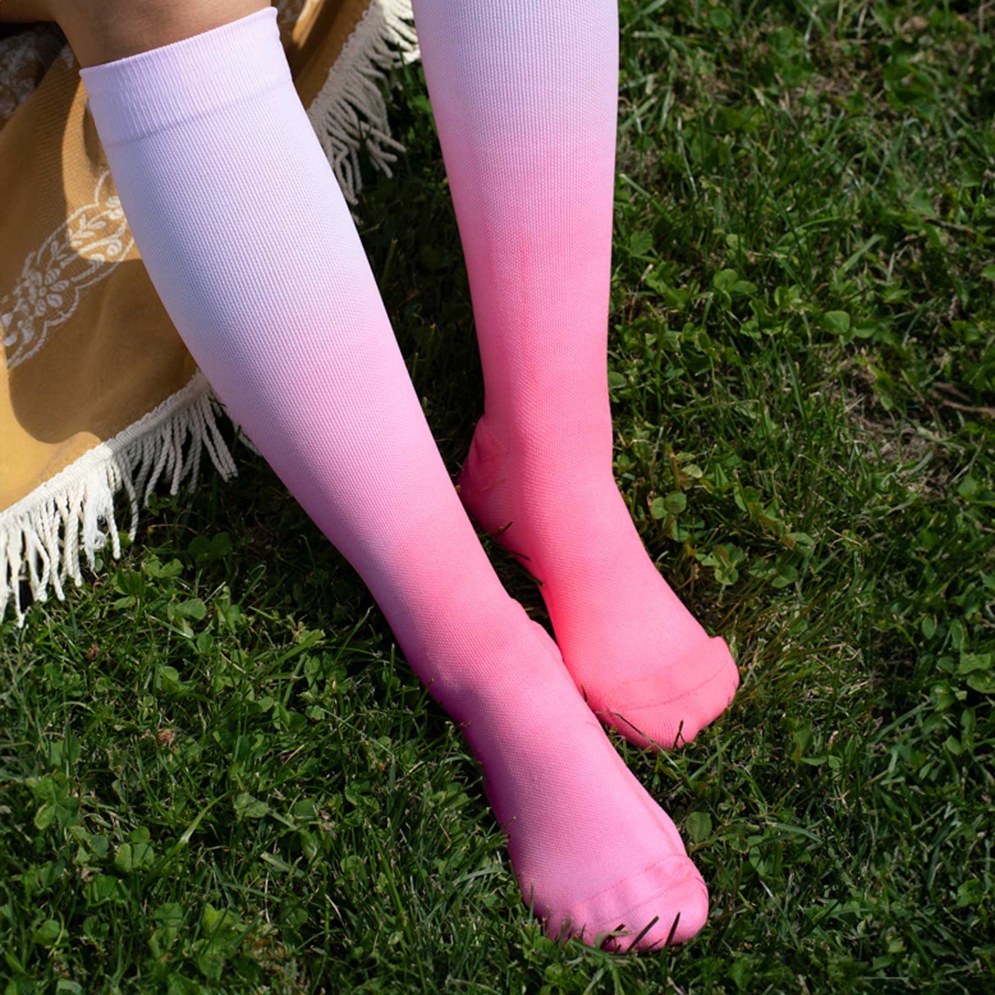 Knee-high berry ombre compression socks, fuchsia toes with light pink upper