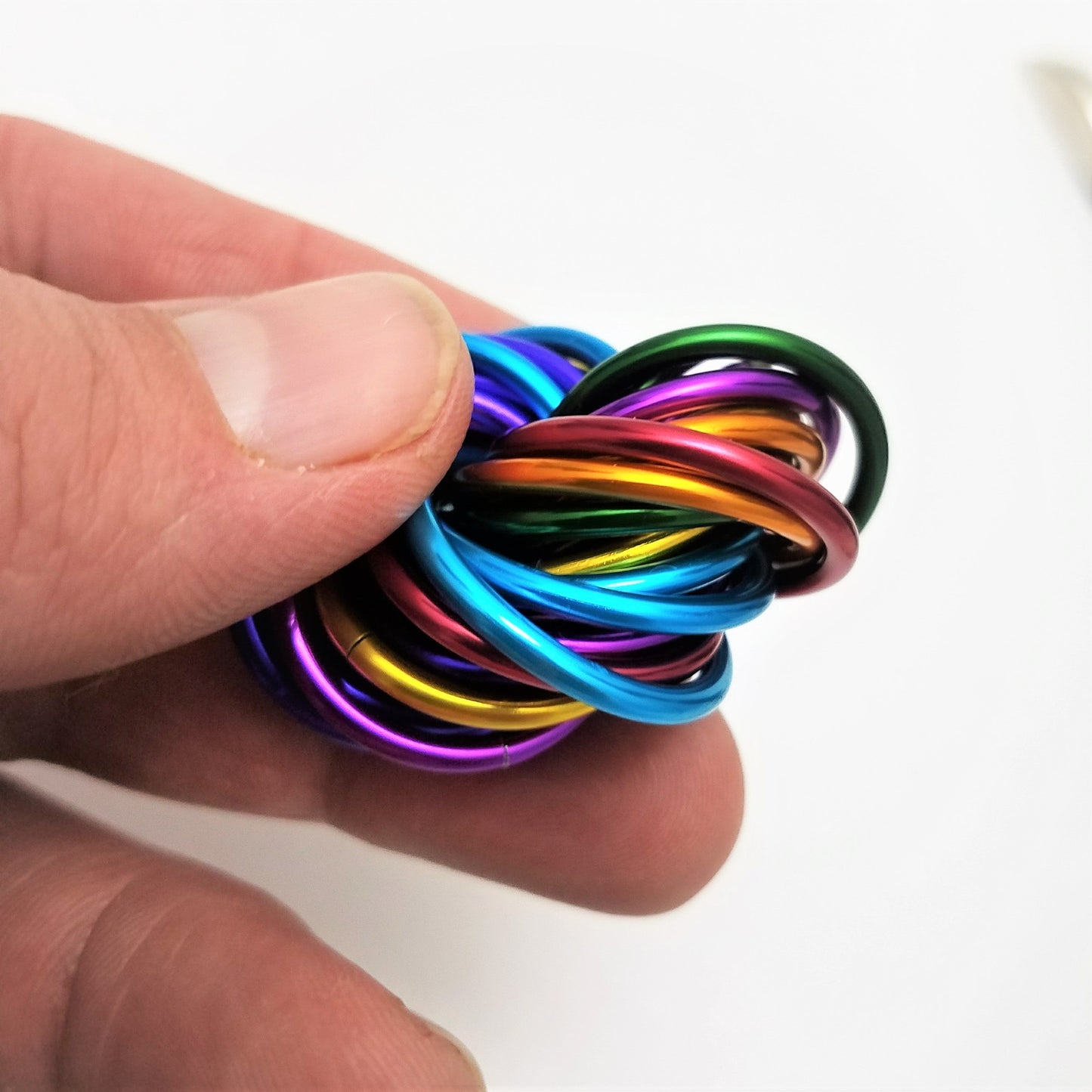Möbii® RAINBOW Collection: Shiny Multicolor Fidget Stress Balls Steel Lynx