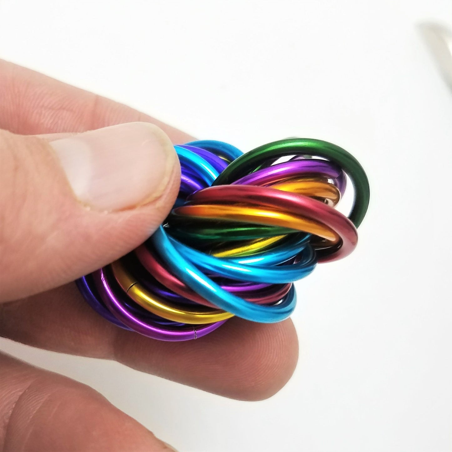 Möbii® RAINBOW Collection: Shiny Multicolor Fidget Stress Balls Steel Lynx