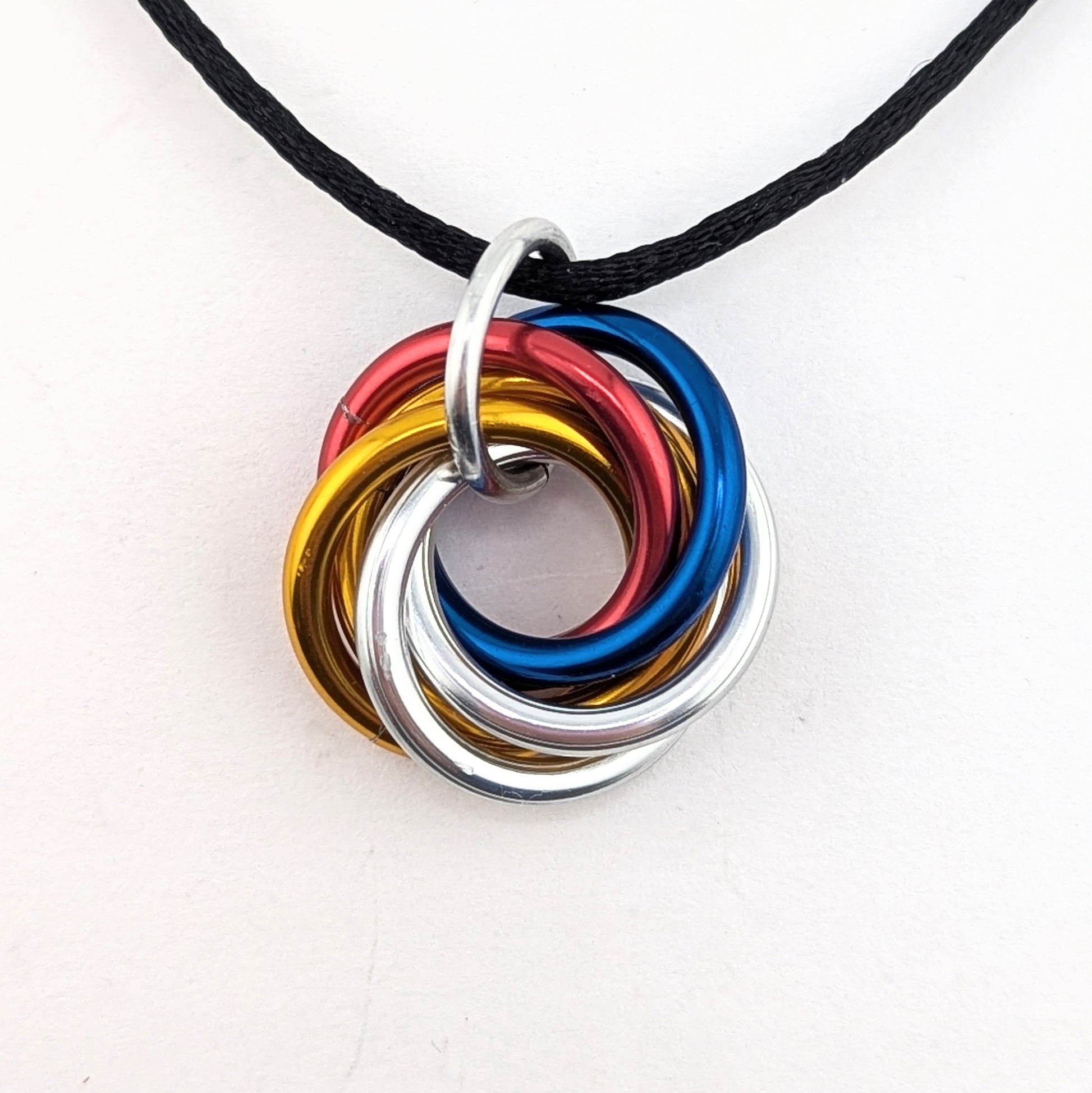 Möbii® "Stay Gold, America": Long Live the American Dream, Stylish Discreet Fidget Fashion Wear: Necklaces, Earrings, Keychains Steel Lynx