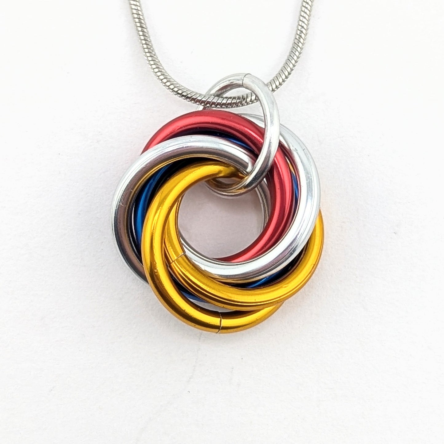 Möbii® "Stay Gold, America": Long Live the American Dream, Stylish Discreet Fidget Fashion Wear: Necklaces, Earrings, Keychains Steel Lynx