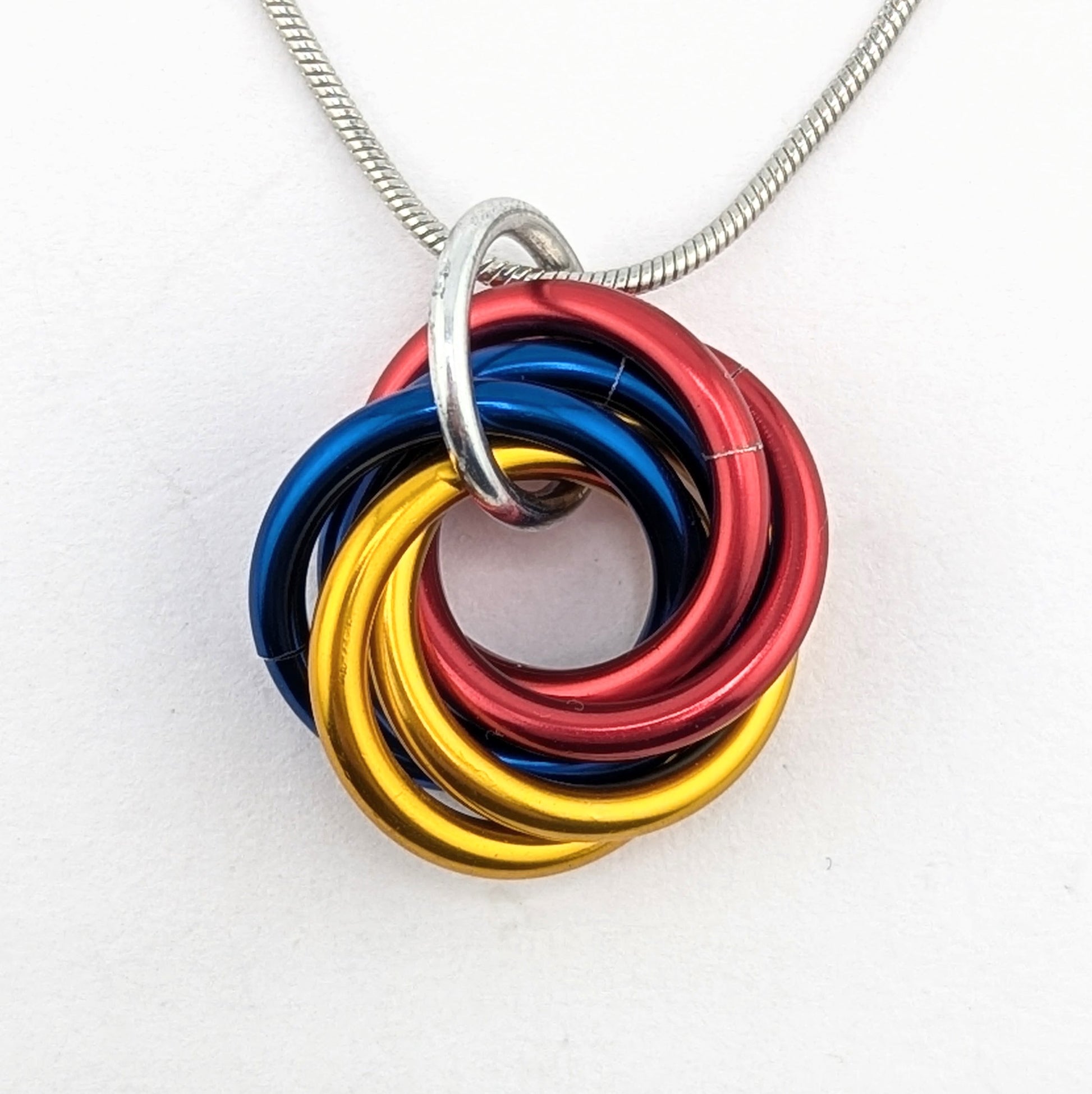 Möbii® "Stay Gold, America": Long Live the American Dream, Stylish Discreet Fidget Fashion Wear: Necklaces, Earrings, Keychains Steel Lynx
