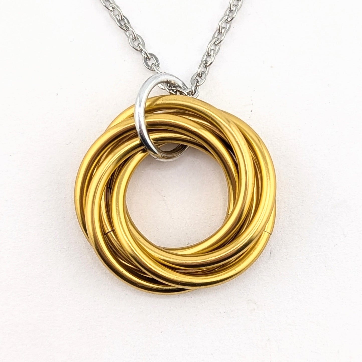 Möbii® "Stay Gold, America": Long Live the American Dream, Stylish Discreet Fidget Fashion Wear: Necklaces, Earrings, Keychains Steel Lynx