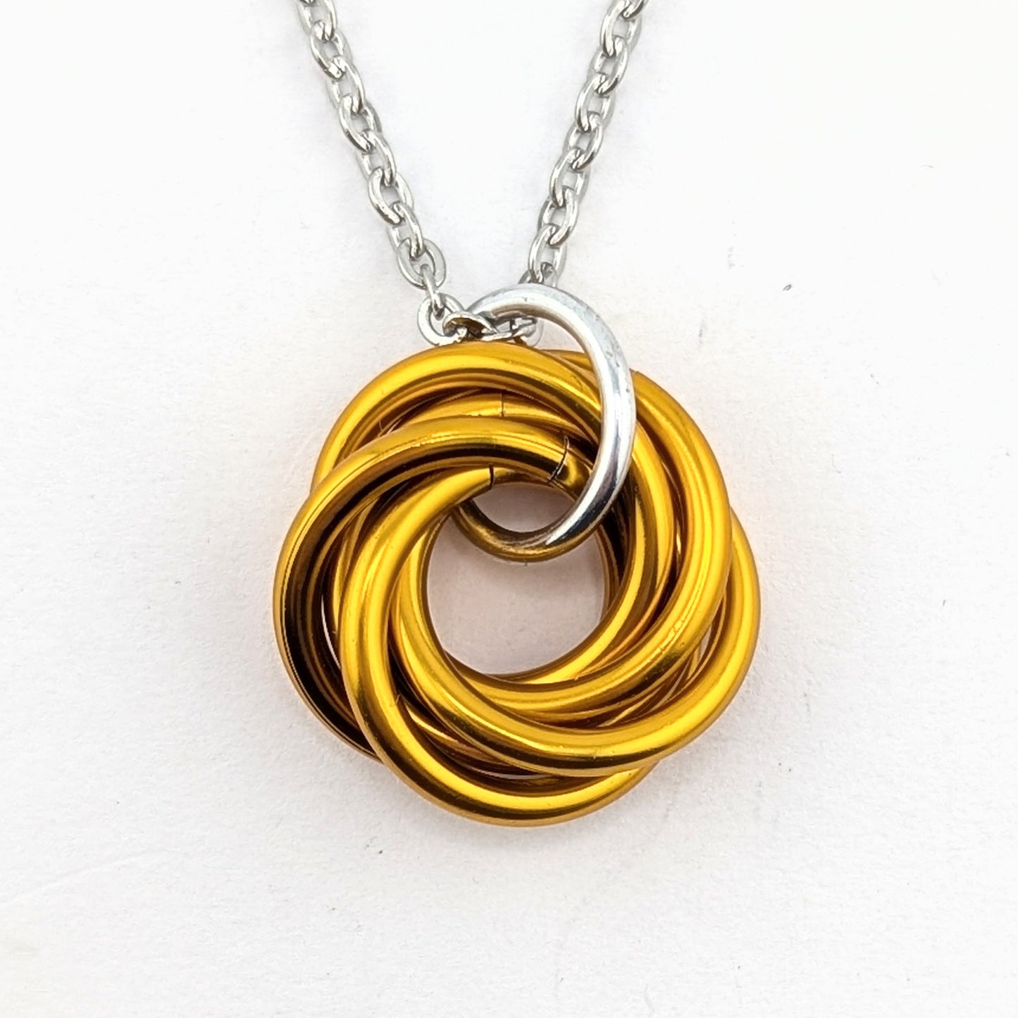 Möbii® "Stay Gold, America": Long Live the American Dream, Stylish Discreet Fidget Fashion Wear: Necklaces, Earrings, Keychains Steel Lynx