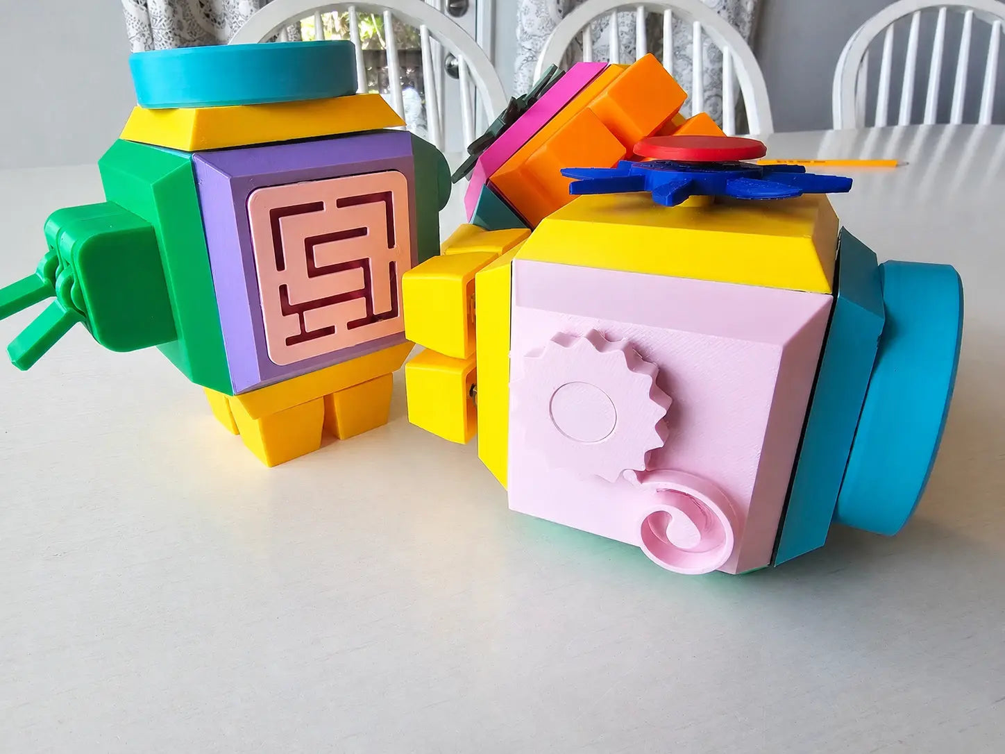 The Tween Space Modular Fidget Cube — Swappable Sensory Toy | 4 Inch Main Street Collective