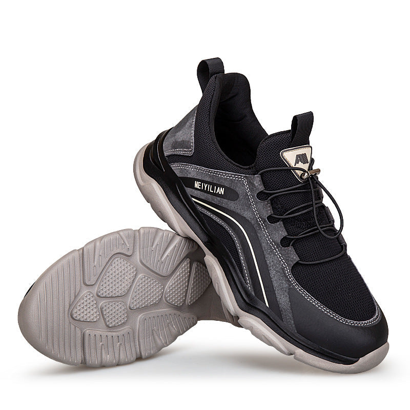 Women's outdoor mesh casual shoe in gray with lace-up, cushioned sole and rubber tread