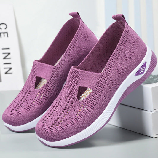 Women’s breathable mesh slip-on shoes, purple with white sole and side logo patch