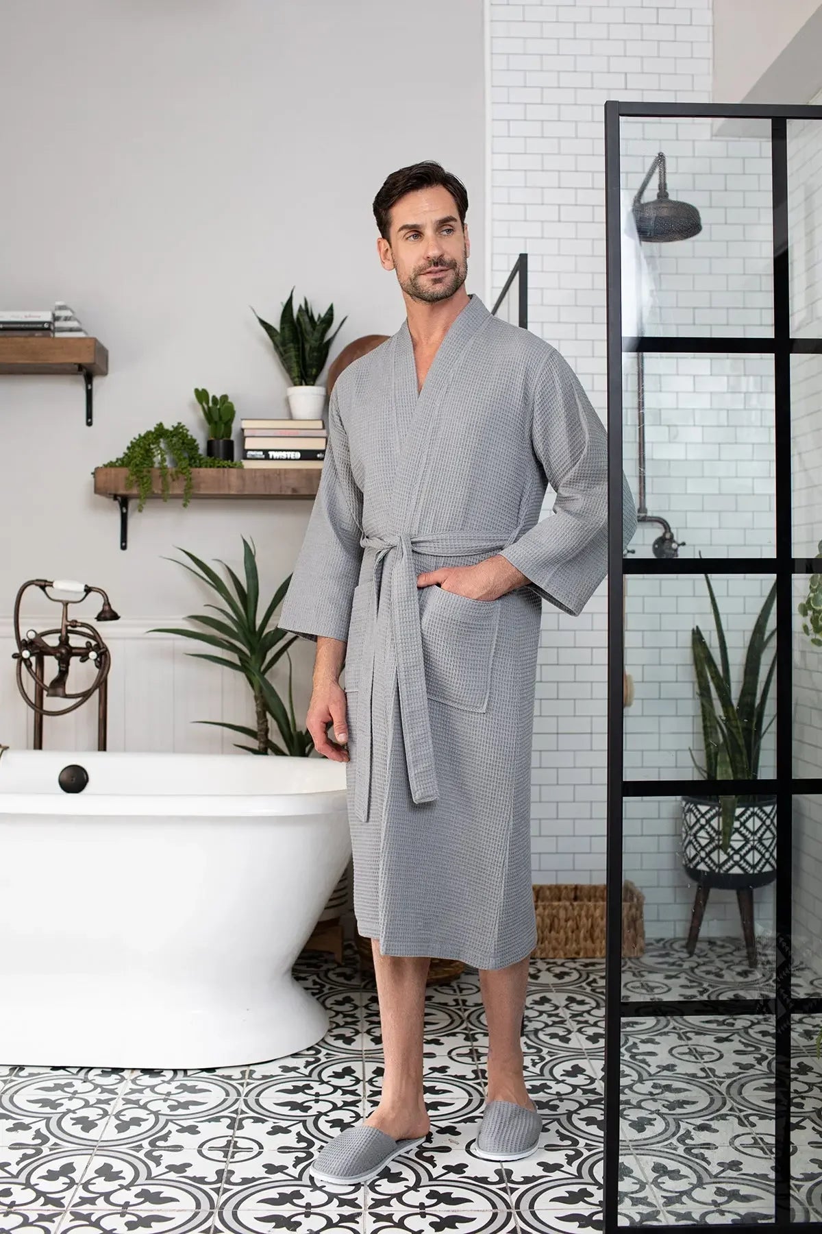 Men's waffle bathrobe, light grey, front view with tie belt and long sleeves