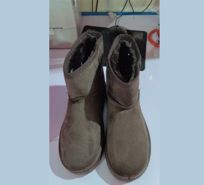 Taupe winter snow boots with faux-fur lining and ankle-height suede uppers