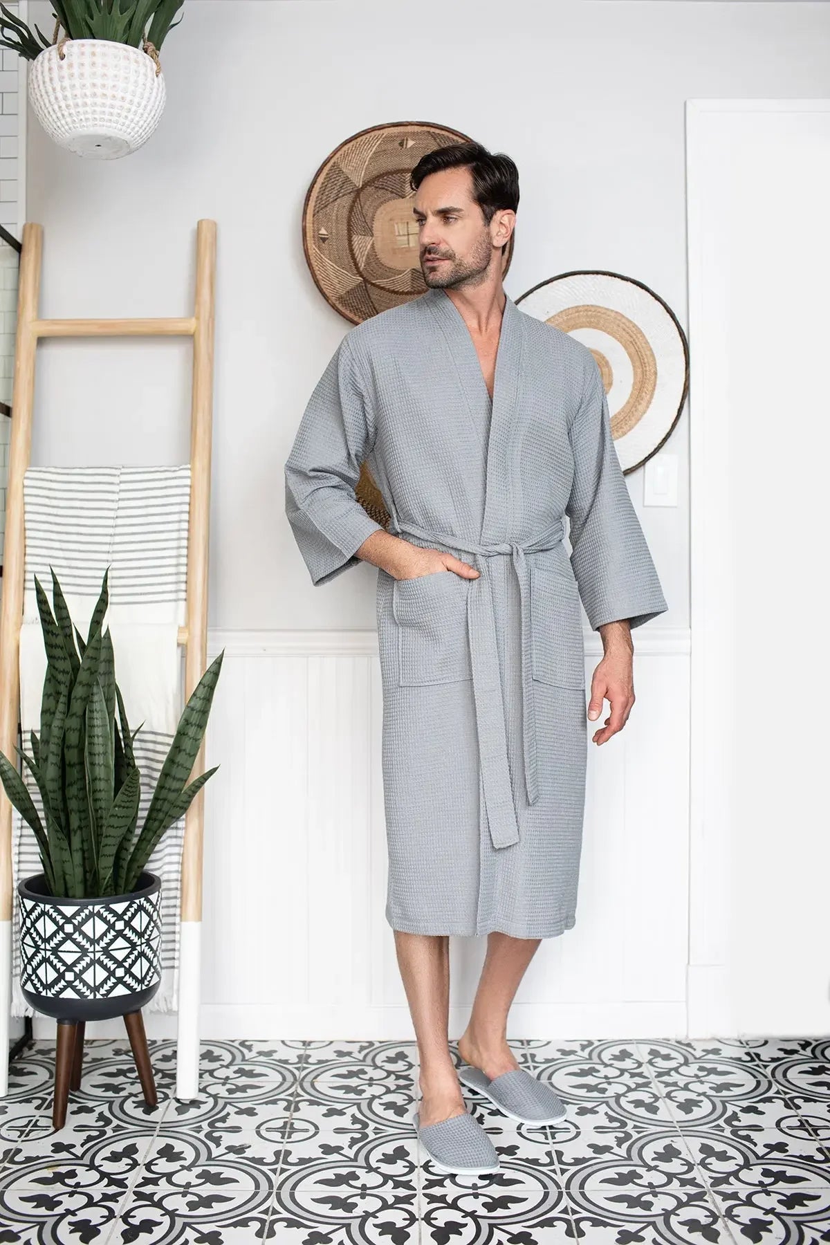 Men’s grey waffle bathrobe with V-neck and tied waist belt, mid-calf sleeves
