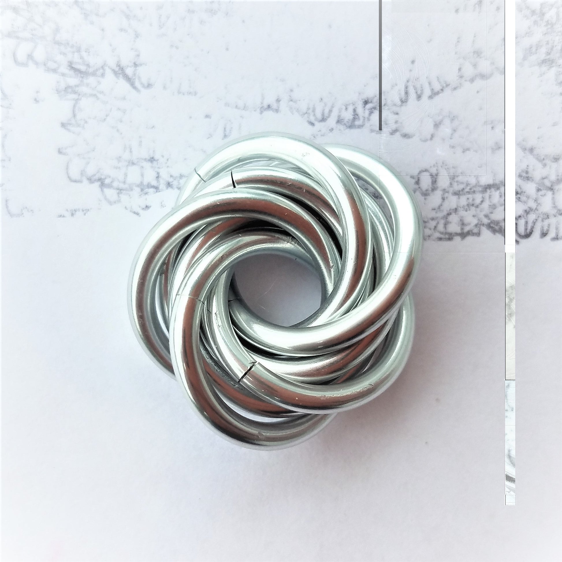 Möbii® SOLID Color Collection: Stress Ball, Stim Fidget Ball Desk Toy Steel Lynx