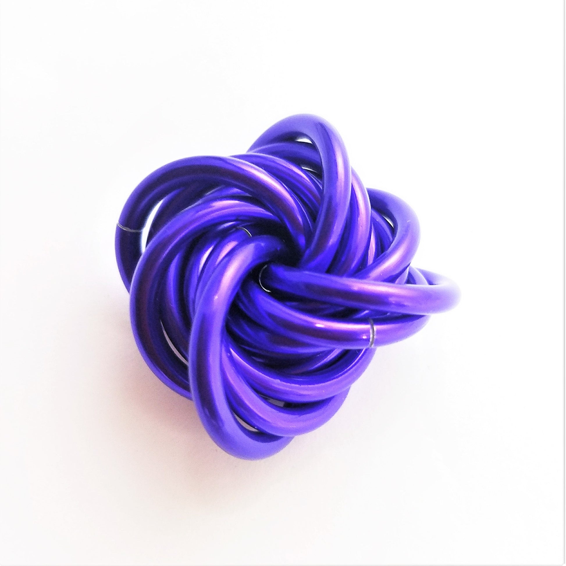 Möbii® SOLID Color Collection: Stress Ball, Stim Fidget Ball Desk Toy Steel Lynx