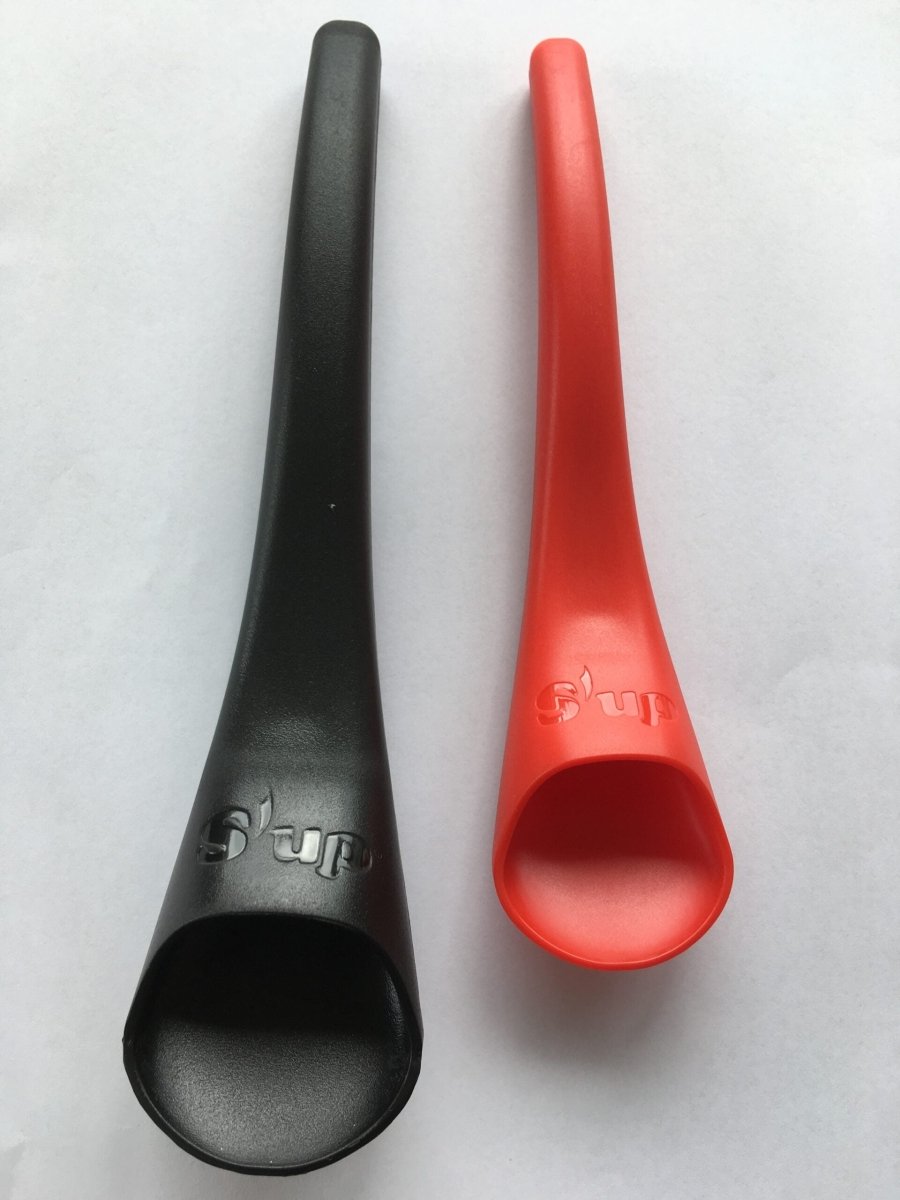 Set of S'up spoons: one black and one red with deep rounded scoop ends