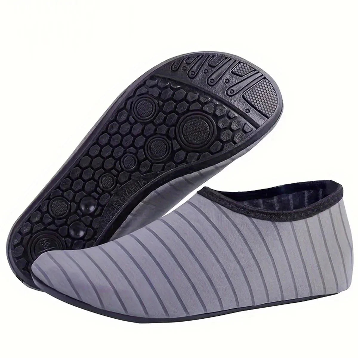 Unisex Quick-Dry Water Shoes – Anti-Slip Barefoot Swim Beach Socks