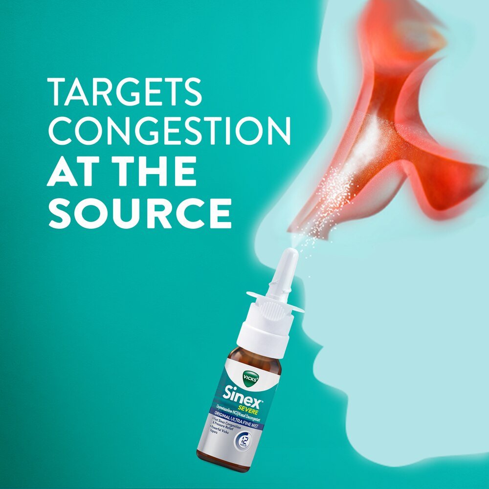 Sinex Severe nasal spray bottle with white nozzle and applicator tip